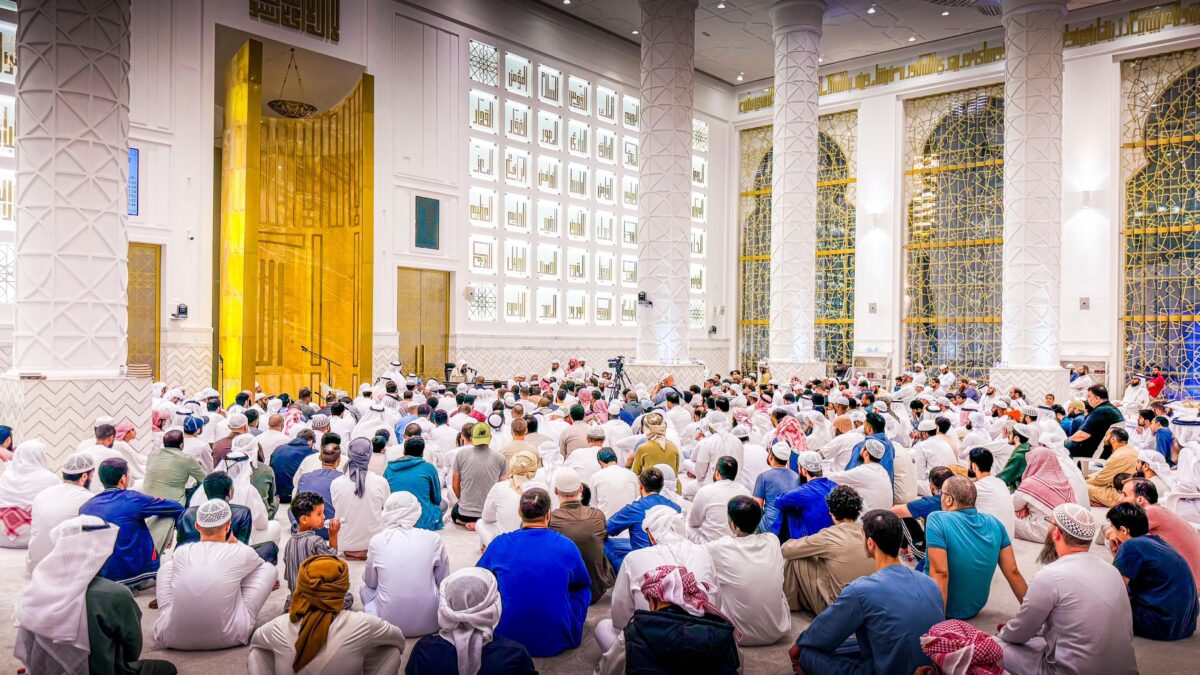إقبال كبير على محاضرات مسجدي الشيخ زايد وآمنة الغرير ضمن فعاليات “رمضان عجمان”