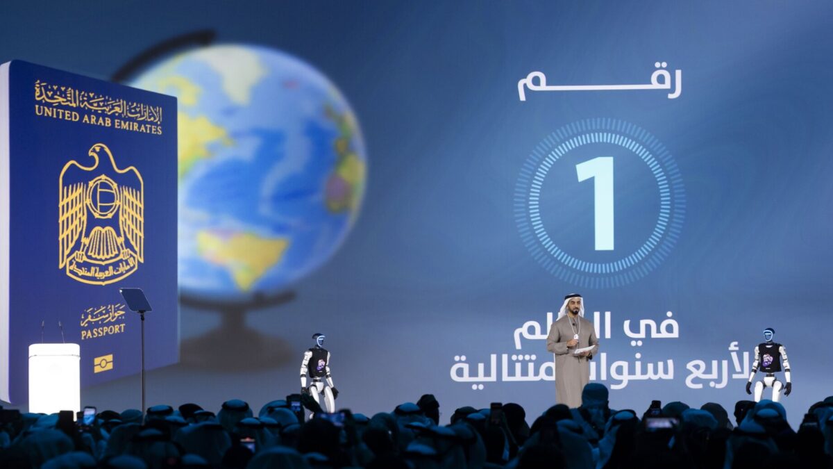 بحضور محمد بن راشد ومنصور بن زايد.. سيف بن زايد في القمة العالمية للحكومات: الإمارات تَعِد وتفي في كل الأوقات.. هذه هي مصداقية محمد بن زايد