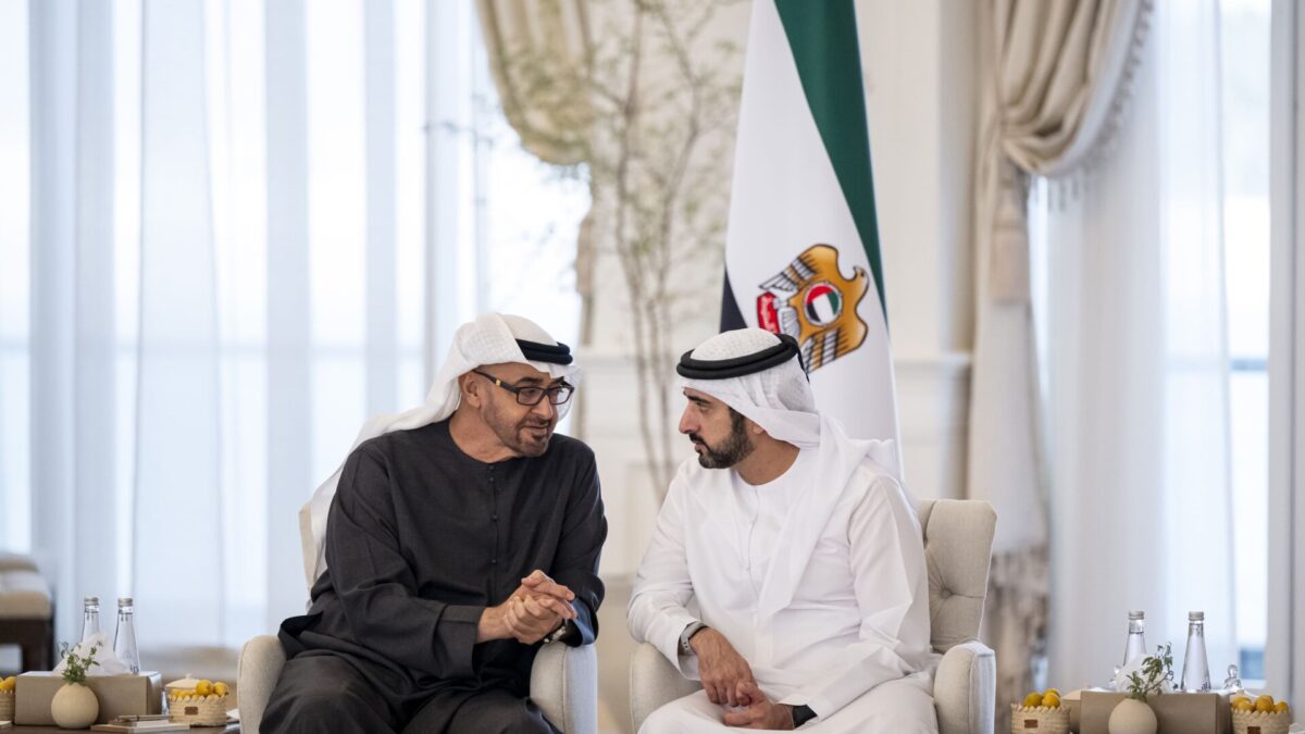 رئيس الدولة يستقبل ولي عهد دبي والنائب الأول للحاكم