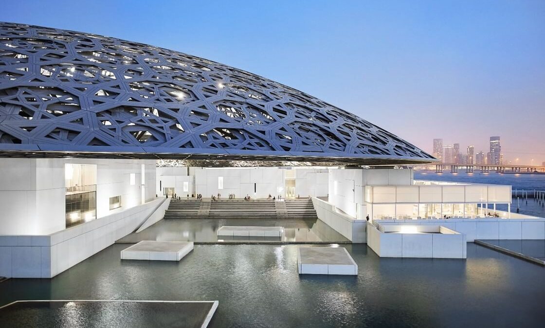 “اللوفر أبوظبي” يُفتح باب المشاركة في معرض “فن الحين 2026” وجائزة ريتشارد ميل للفنون